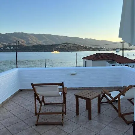 Island Home Poros Town Exterior photo